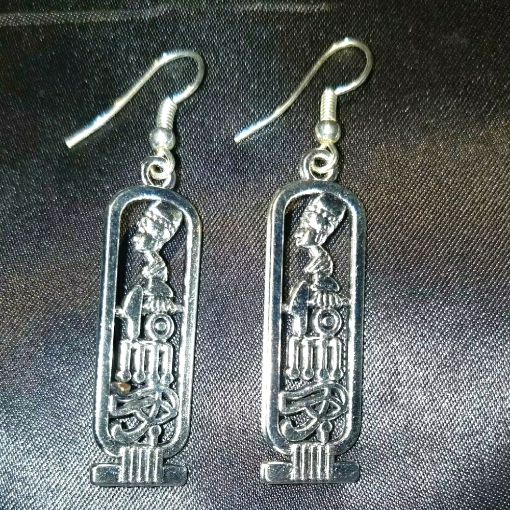 Nefertiti cartouche earrings silver queen Egypt an